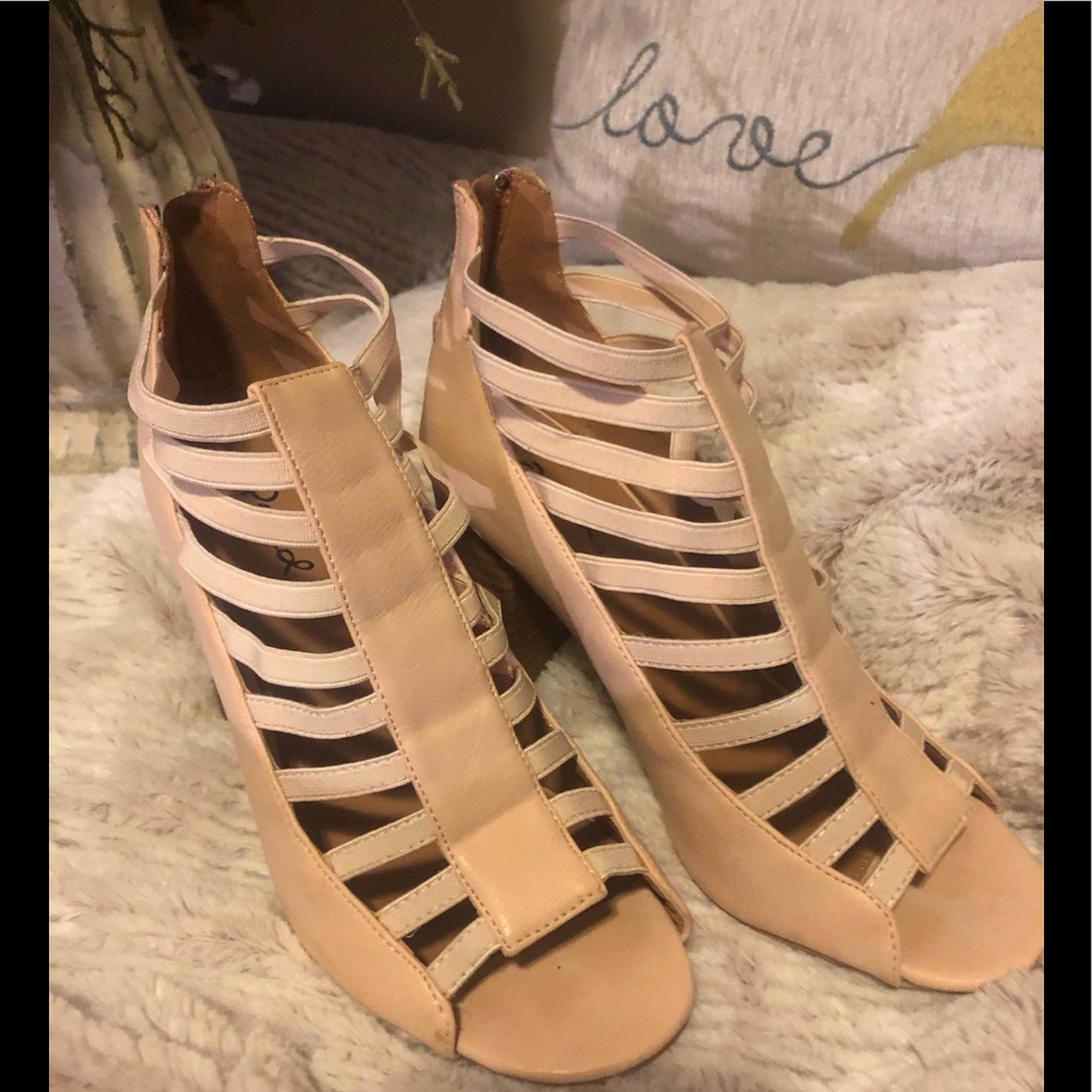 Size 5.5 heels from Qupid